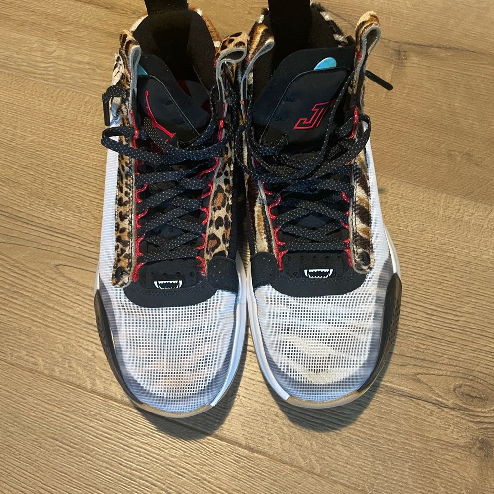 Air Jordan 34’s Jason Tatum Welcome To The Zoo